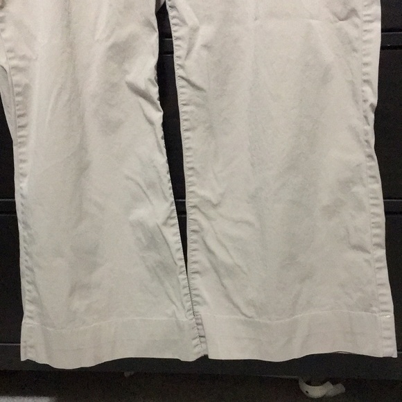 Gap maternity Stretch khaki pants - Picture 5 of 7